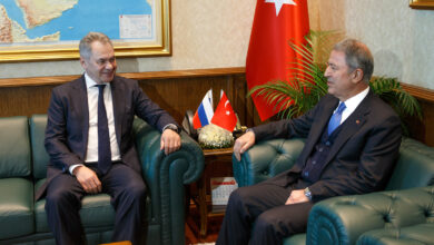 وزيرا الدفاع في روسيا وتركيا يبحثان الملف السوري