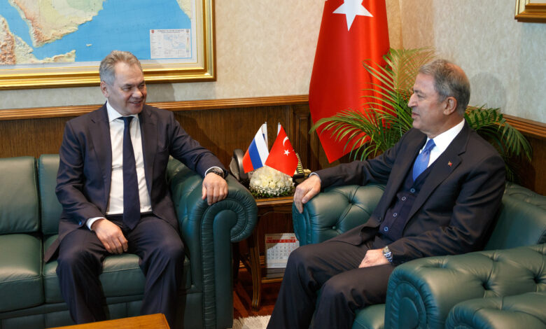 وزيرا الدفاع في روسيا وتركيا يبحثان الملف السوري