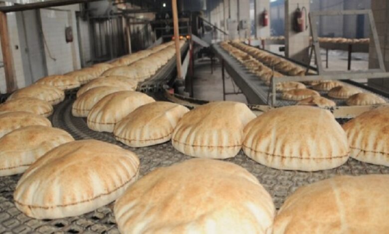«التموين» تتجه لإلغاء بيع الخبز عبر المعتمدين في دمشق بداية رمضان