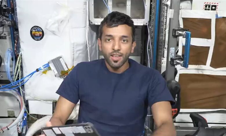 "للأذكياء فقط"… رائد الفضاء الإماراتي سلطان النيادي يطرح سؤالا على متابعيه