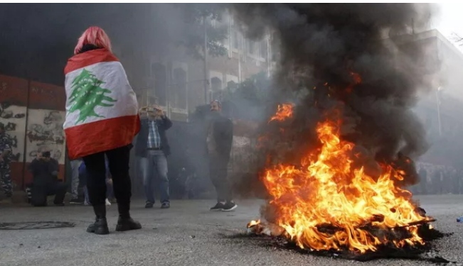 لبنان مهدد بالانقطاع عن العالم
