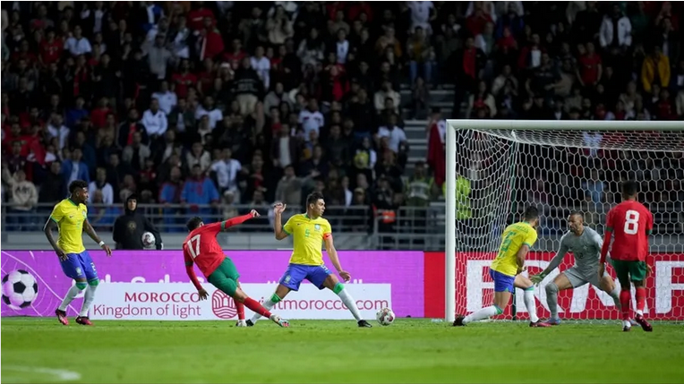المغرب يحقق فوزا تاريخيا على منتخب البرازيل (شاهد)