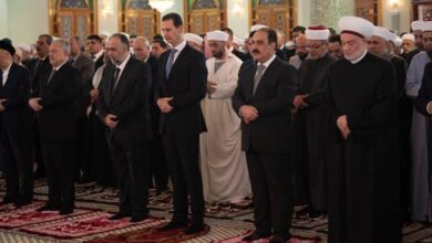 الرئيس الأسد يؤدي صلاة عيد الفطر السعيد في رحاب جامع القائد الخالد حافظ الأسد بدمشق