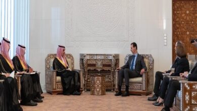 لحظة استقبال الرئيس السوري لوزير الخارجية السعودي في زيارة رسمية لدمشق