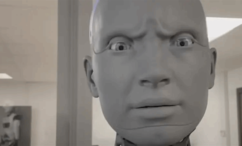 بالفيديو ـ تعابير وجه لا تصدق وإجابات مرعبة من الروبوت الأكثر تقدماً في العالم !