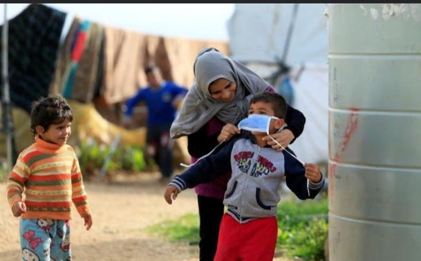 تقرير عنصري .. MTV تصف وجود اللاجئين بالغزو السوري للبنان