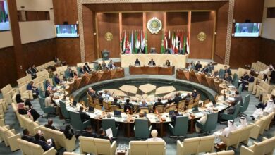 هل ستلغي القمة العربية عقوباتها الاقتصادية على سورية؟